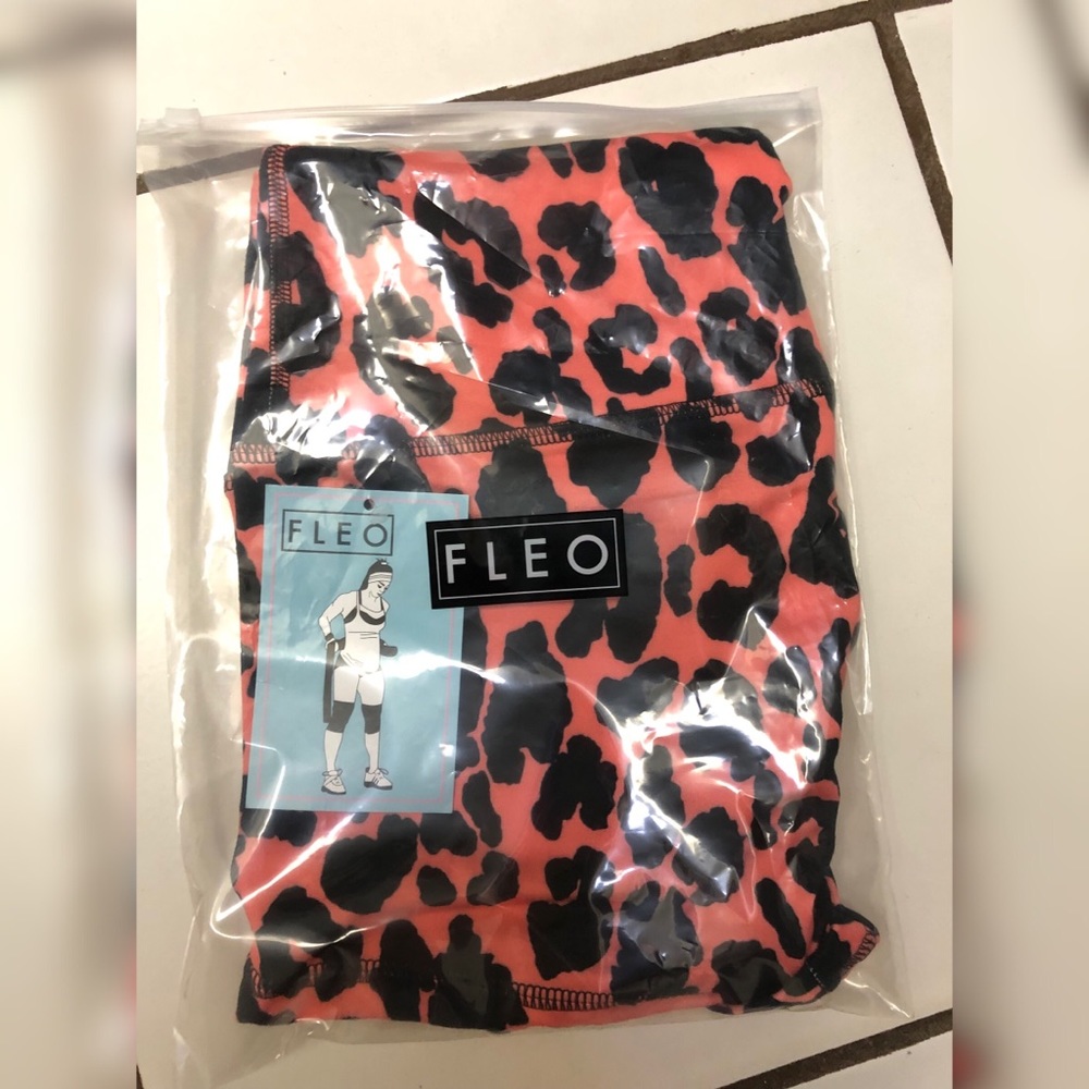 ISO TRADE: Coral Leopard HRO